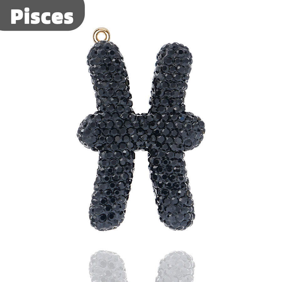 Constellation symbols, lucky charms, crystal accessories, DIIY mirror ornaments, keychains, birthday gifts, souvenirs or unboxing gifts, meet the needs of decoration, gifting and other scenarios, with wide practicality, emotional and commemorative value